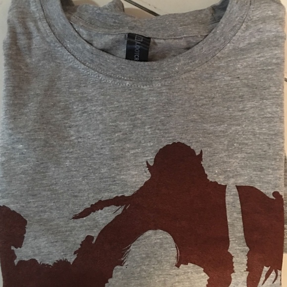 Mens' WARCAFT Grey Shirt, Size LG - Picture 5 of 5